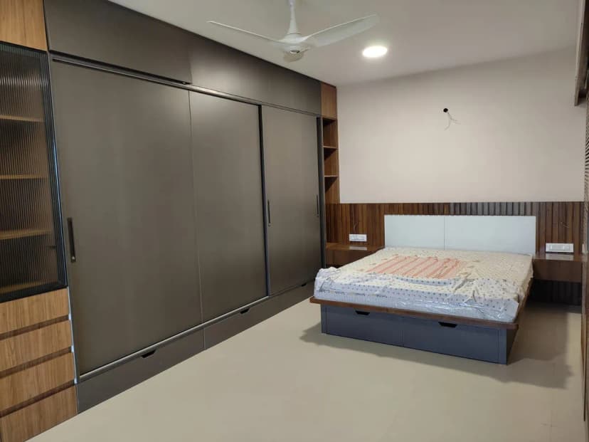 KK INTERIORS AND DESIGNERS