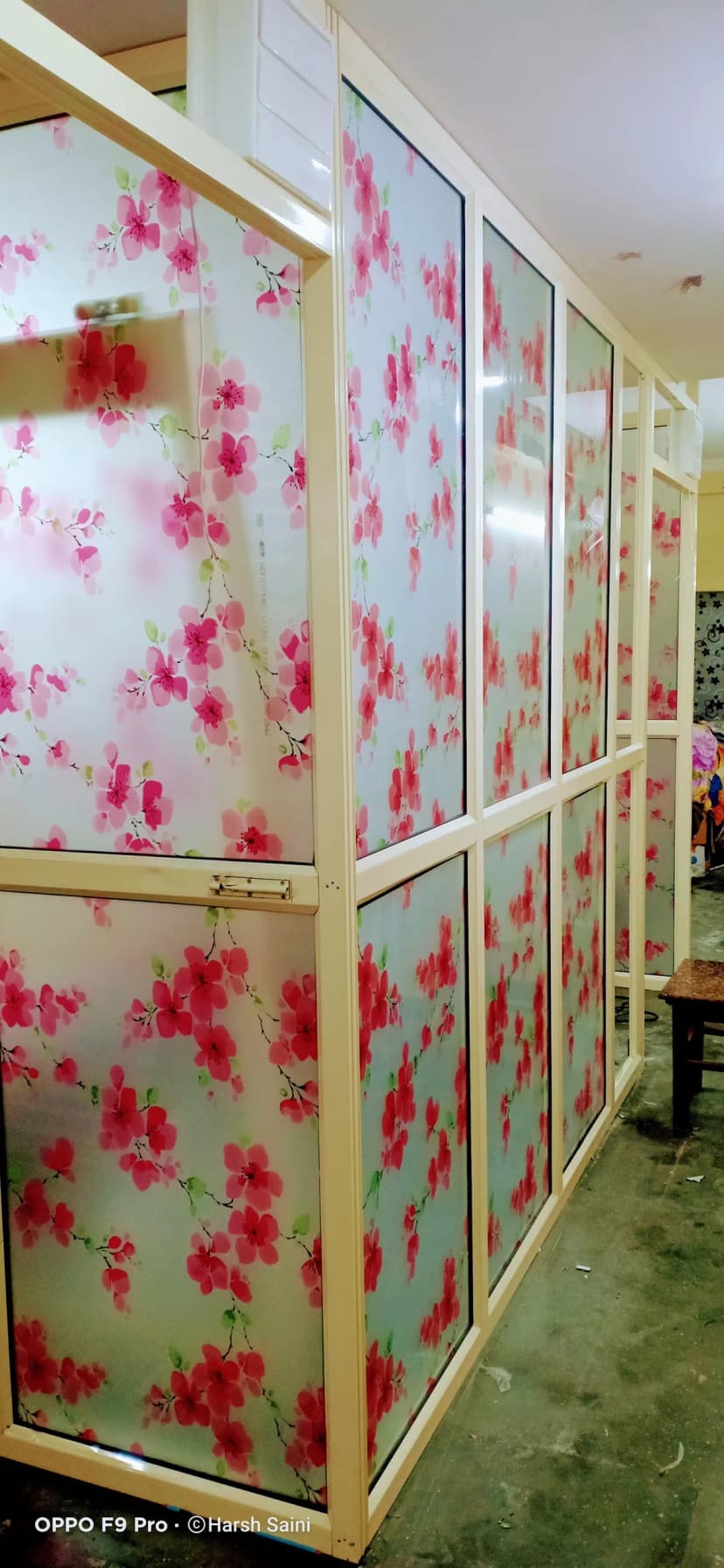Saini Decor- Glass Film and wallpaper project