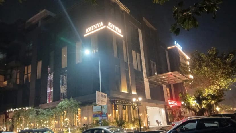 Avinya: Interior Designer Noida project