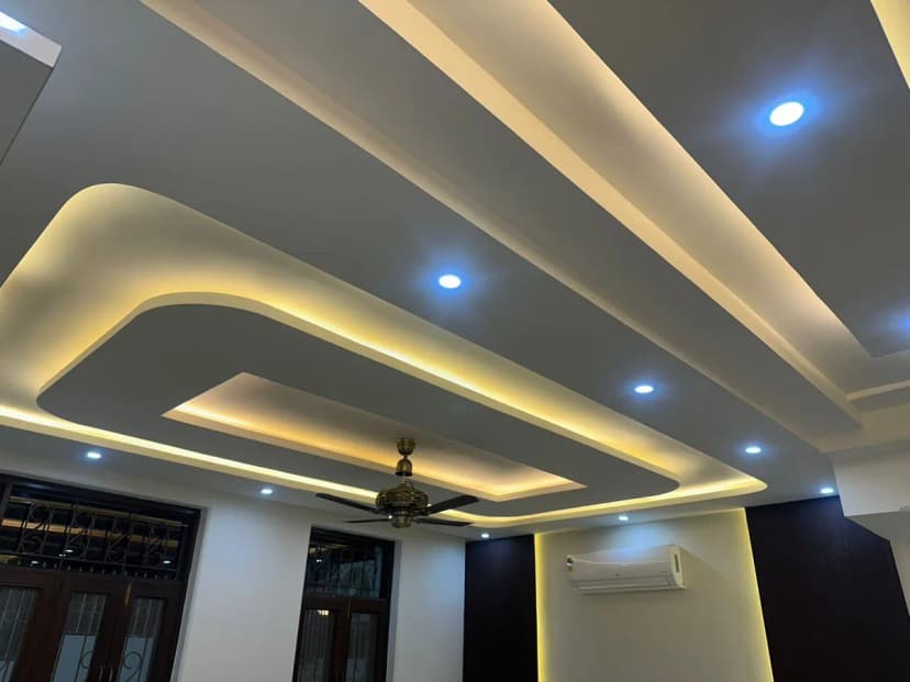 Moschell Construction : Interior Designer in Noida project