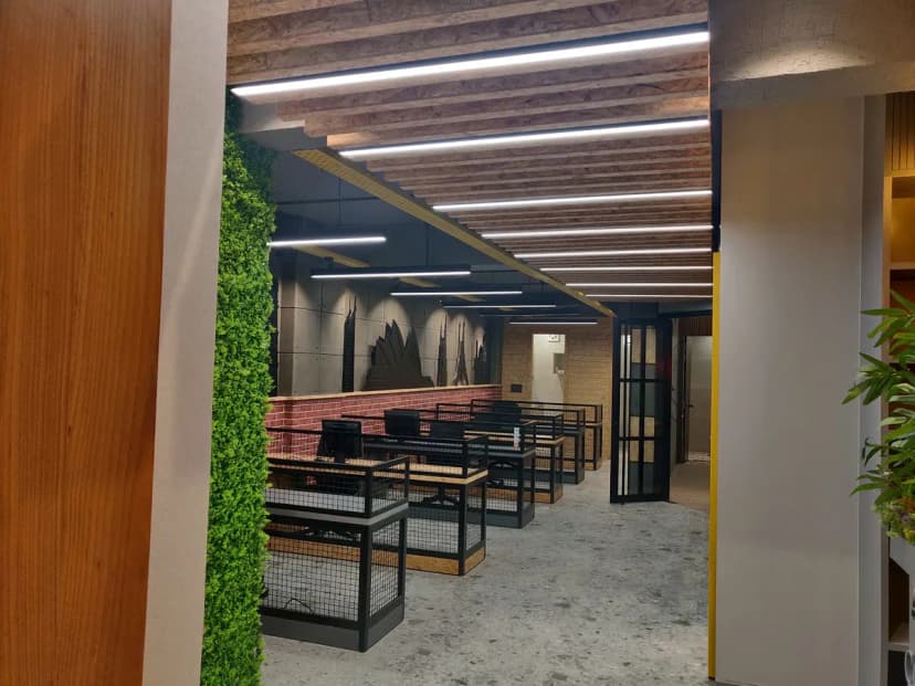 9TH CORNER CONSTRUCTION & INTERIORS