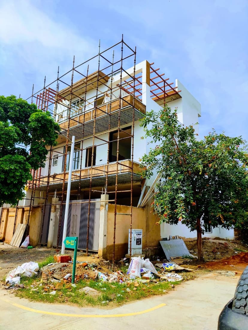 Aarna Constructions & Interiors, Interior Designer in Greater Noida project