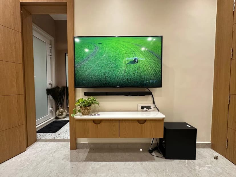 Claustro Designs – Interior Designer & Certified Vastu Expert in Noida