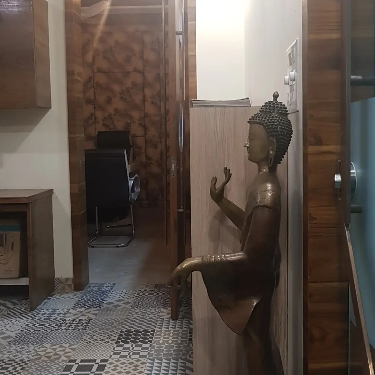 grey entrance foyer with pattern — real Indian home